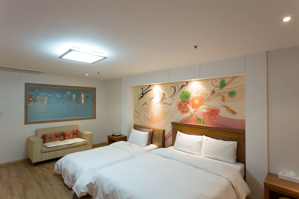 Benikea Daelim Hotel Daejeon Esterno foto