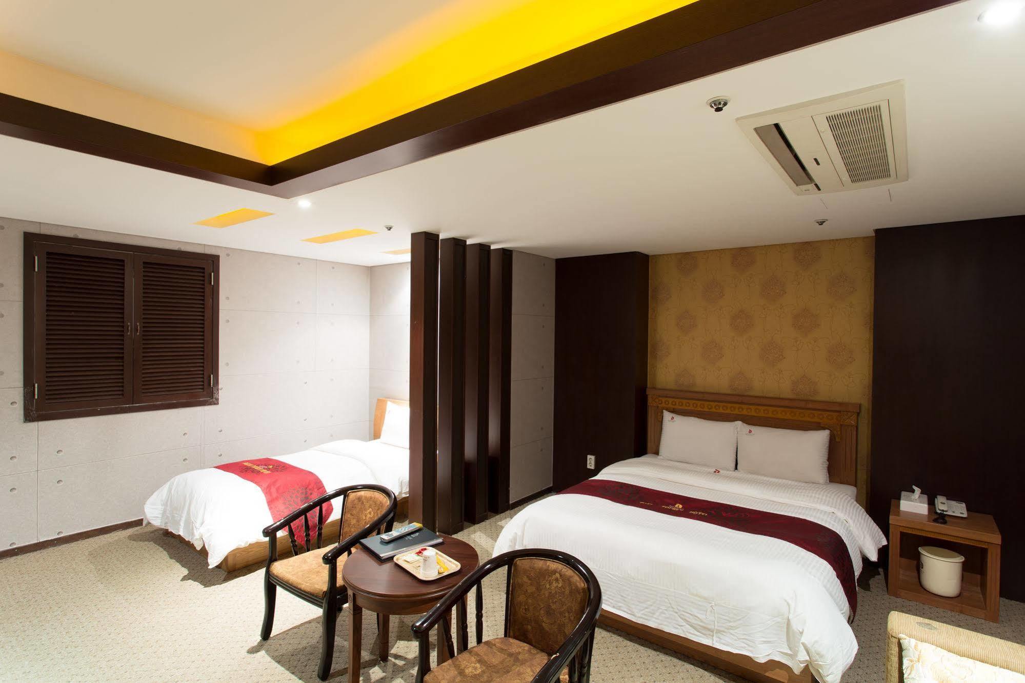 Benikea Daelim Hotel Daejeon Esterno foto