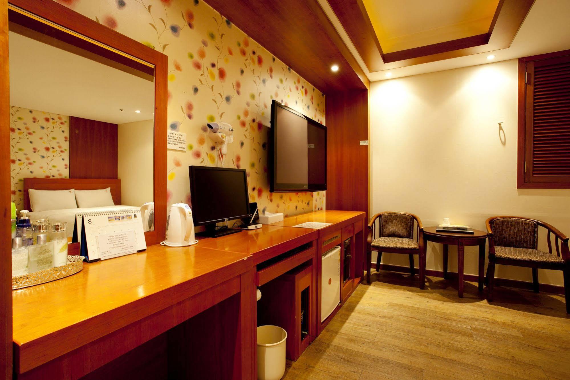Benikea Daelim Hotel Daejeon Esterno foto